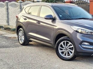 Hyundai Tucson blue 1.7 CRDi 2WD Advantage