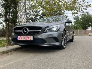 Mercedes-Benz CLA 180 d 7G-DCT