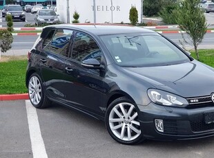 Volkswagen Golf 2.0 TDI DPF DSG GTD