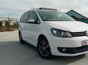 Volkswagen Touran 2.0 TDI DPF BlueMotion Technology DSG Cup