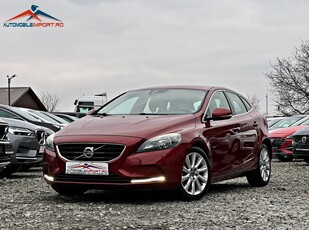 Volvo V40 T2 Momentum