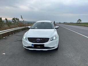 Volvo XC 60 D5 AWD Aut. Momentum