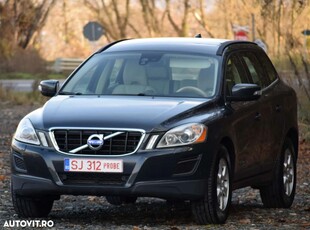 Volvo XC 60 D5 AWD Momentum