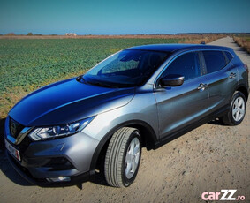 A. Nissan Qashqai Tekna 1.6 dci, 131cp, 4x4I selectabil 2018 facelift