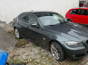 BMW 325i xDrive E90 2011