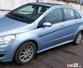 Mercedes b 180 Mașina impecabilă cu Km reali pe acte.