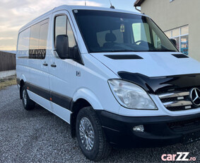 Mercedes Sprinter 319