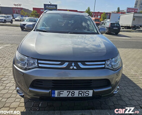 Mitsubishi Outlander Outlander 2013 xenon/piele/trapa/7 locuri/4x4