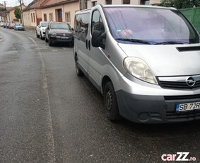 Opel vivaro 8+1 locuri, automat