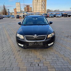 Skoda octavia 1.6 tdi 110 cai ,dsg 7+1 ,clima,navi ,196.000 km Import Germania