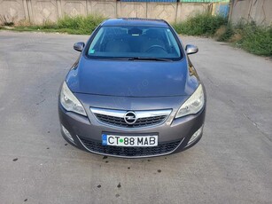 Vand Opel Astra J, an 2010, Diesel