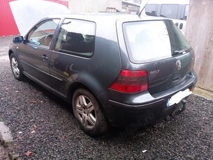 Volkswagen golf 4