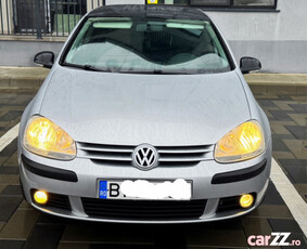 VW Golf 5 an 2008, motor 1.6 MPI benzină clasic