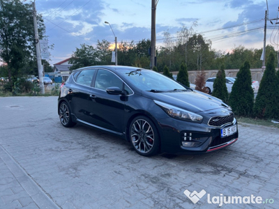 Kia Cee’d GT 1.6 T-GDI 204 cp