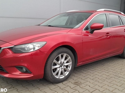 Mazda 6 Culoare: RosuTapiterie: TextilMazda 6