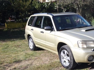 Particular, vand Subaru Forester 2.0 benzina 4 x 4 ,an 2003 , 177 CP