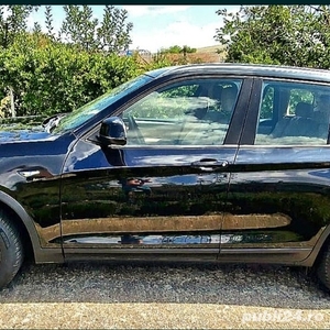 Vand BMW x3 sDRIVE 2016 luna 10 Preț 13000 fix euro