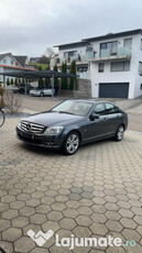 Mercedes C200 CGI BlueEFFICIENCY