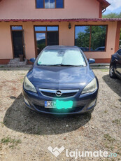 Opel astra j, an fabricație 2011, motorizare 1.7 cdti diesel, 110 cp.