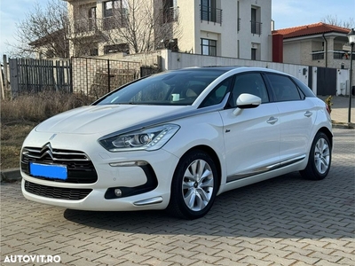 Citroën DS5 Hybrid4 EGS6 SportChic