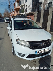 Dacia logan Anul 2013 foarte buna şi întreţinuta