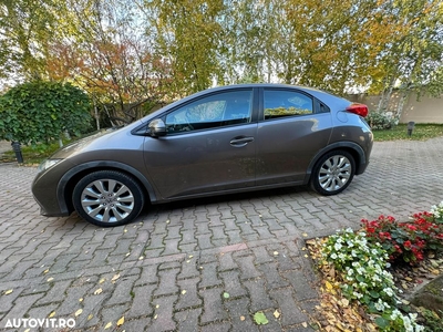 Honda Civic 1.8i Sport