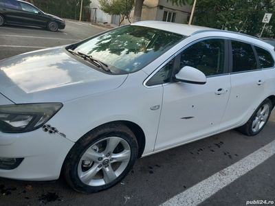 opel astra j 2012