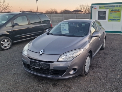 Renault Megane 1,6mpi an 2010 Rate cu avans ZERO