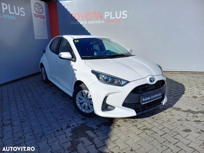 Toyota Yaris 1.5 VVT-i HSD Active