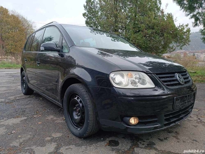 VW Touran Highline TDI xenon