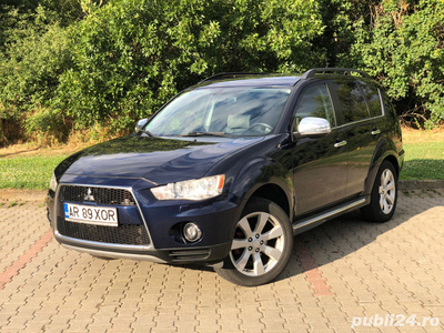 Mitsubishi Outlander 2