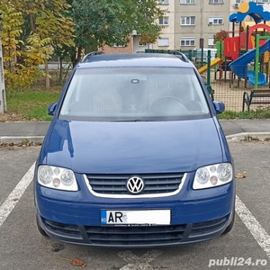 Vând Wv Touran 1 9 tdi 2004 impecabil cu roti vara + iarna