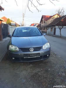 De vanzare golf 5