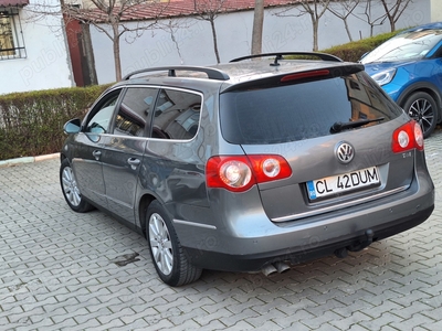 Vând Volkswagen Passat an 2007 model highline