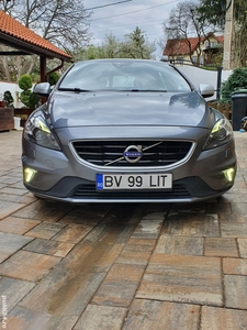 Volvo V40 R Design 2016