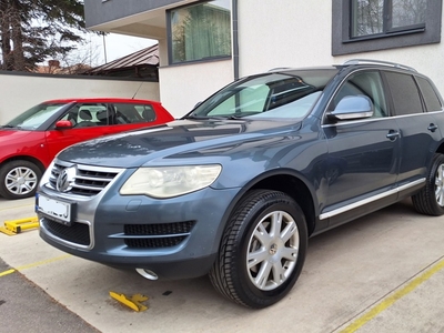 Wv Touareg-3.0 V6 - Automat