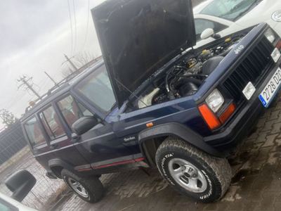 Jeep Cherokee Perfect interior-exterior