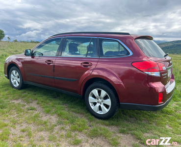 Subaru OUTBACK 2.0