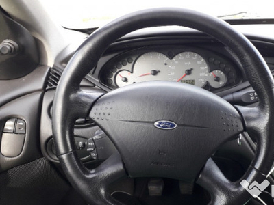 Vand Ford Focus 1.6 benzina