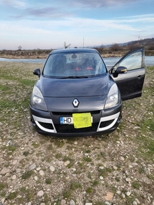 Vând RENAULT SCENIC 3 ,....1.5.dci ,110 cp euro 5,an 2010