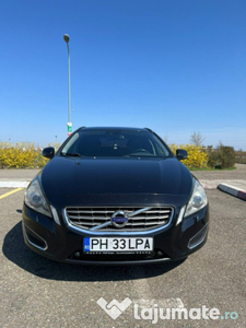 Volvo V60 T4F Momentum