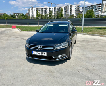 VW Passat Variant