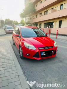 Ford focus mk3. masina