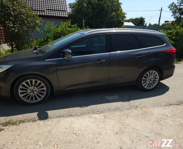 Ford focus titanium 2016