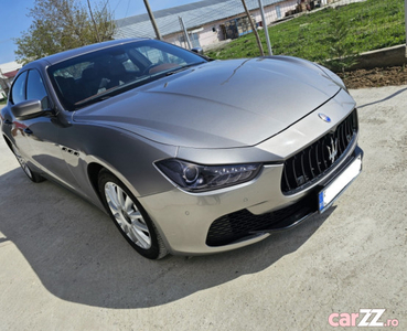 Maserati Ghibli variante +/-