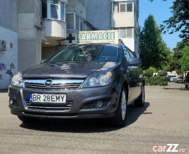 Opel Astra H Essence 1.6 - 78.000km