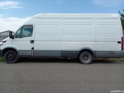 microbuz iveco