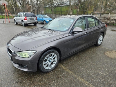 BMW 320d xDrive , Automata