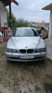 BMW e39 face lift 520i an 2002 cu gpl