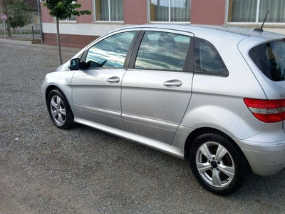 Mercedes B class